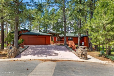 Welcome to the ultimate multi-generational golf estate located - photo 4