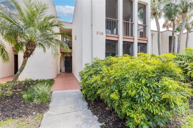 Lake Condo For Sale in Altamonte Springs, Florida