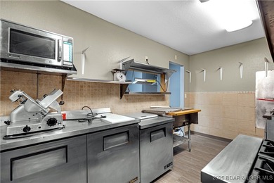 Fully updated commercial property ready for your next venture! - photo 17