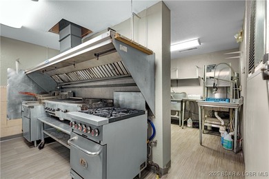 Fully updated commercial property ready for your next venture! - photo 18