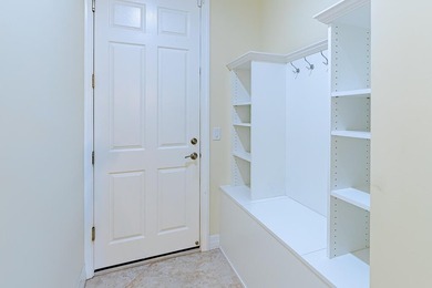Welcome to Veranda Gardens, where luxury meets convenience - photo 27