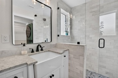 Under contract-accepting backup offers. Welcome to this charming - photo 31