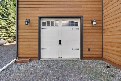 Refined Single-Story Custom Home in Prestigious Lake Almanor - photo 32