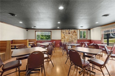 Fully updated commercial property ready for your next venture! - photo 37