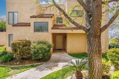 This 3 bedroom 2 bath home has views of the mountains and a - photo 4