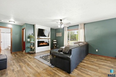 **** Sunday 6/21 Open House is cancelled per seller **** - photo 7
