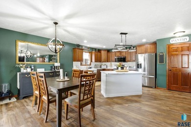 **** Sunday 6/21 Open House is cancelled per seller **** - photo 9