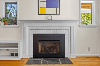 This Brighton Colonial is in a highly desirable neighborhood - photo 12