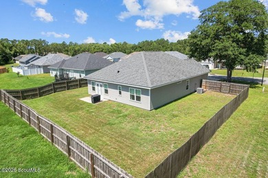 Welcome home! Built in 2021, this pristine residence perfectly - photo 26
