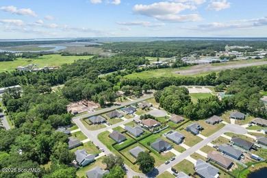Welcome home! Built in 2021, this pristine residence perfectly - photo 30
