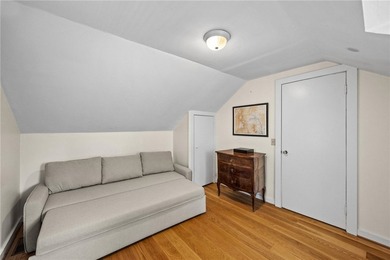 This Brighton Colonial is in a highly desirable neighborhood - photo 32