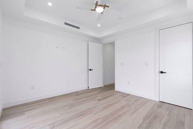 Introducing an extraordinary, newly constructed waterfront - photo 32