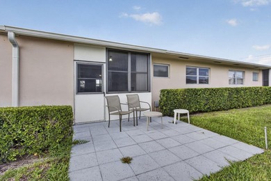Welcome to this beautifully remodeled 2-bed, 2-bath villa - photo 35