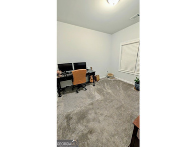 This spacious home features 5 bedrooms and 3 full bathrooms - photo 6