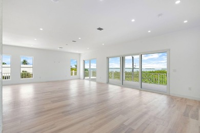 Introducing an extraordinary, newly constructed waterfront - photo 39