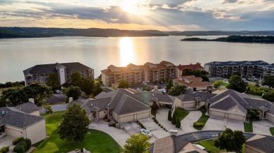 Lake Townhome/Townhouse For Sale in Hollister, Missouri