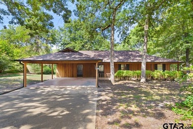 ** Home to be sold as is ** This home has so much potential and - photo 1