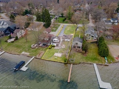 WATERFRONT LOT...Perfect Place to Build Your New Lakefront Dream - photo 2