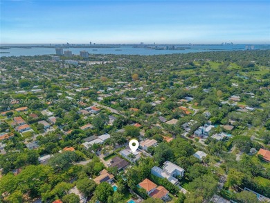 YOUR DREAM HOME AWAITS! Immerse in natural light in this 3/2 - photo 44