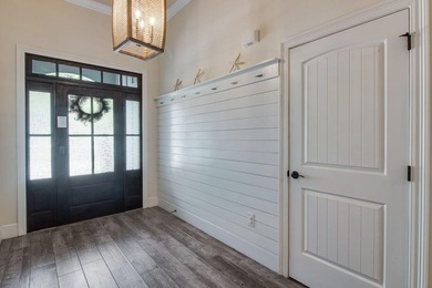 Welcome to coastal living along the 30A corridor. This - photo 5