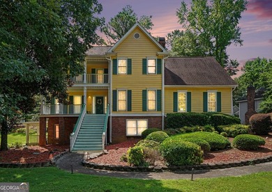 Welcome home to this exquisitely designed Classic Traditional - photo 1