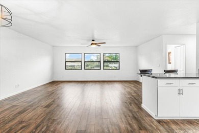 PRICE DROP TO $575k! Beautifully renovated upper floor townhome - photo 4