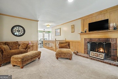 Welcome home to this exquisitely designed Classic Traditional - photo 8