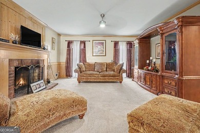 Welcome home to this exquisitely designed Classic Traditional - photo 9