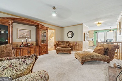 Welcome home to this exquisitely designed Classic Traditional - photo 10