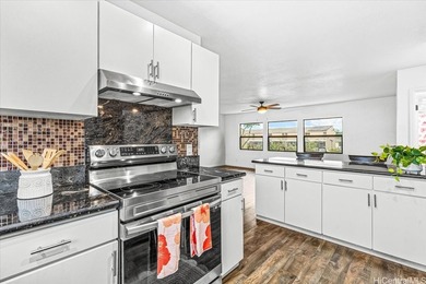 PRICE DROP TO $575k! Beautifully renovated upper floor townhome - photo 10