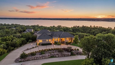 Discover a truly exceptional fully furnished, turn-key luxury - photo 1