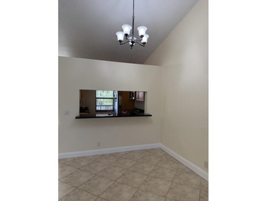 Beautiful all-ages condo in a prime central Boca Raton location - photo 11