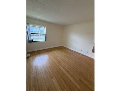 Beautiful all-ages condo in a prime central Boca Raton location - photo 18