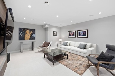 Open House Sun June 28 th 1-3 PM Quiet duplex style unit in the - photo 23