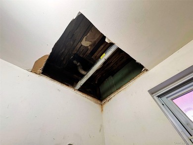 Brick 4-family with strong income potential. The building - photo 10
