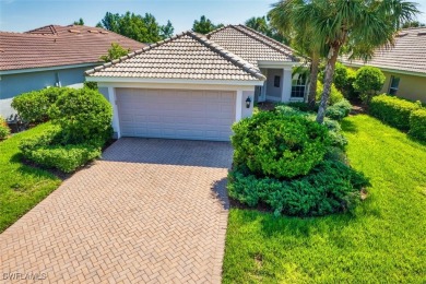 Lake Home For Sale in Fort Myers, Florida