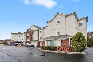 Experience the perfect blend of low-maintenance living and - photo 3