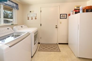 Newly adjusted price! The ever so popular *Valencia Model* - photo 13