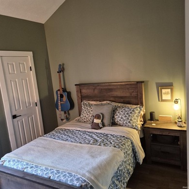 Don't miss this freshly remodeled 2 bedroom 1 bath Condo, new - photo 15