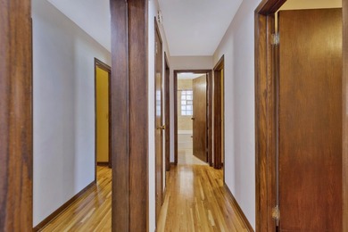 Welcome to a sprawling all-brick and stone Robbinsdale rambler - photo 17