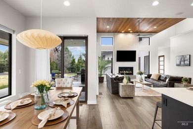 Experience refined living in this custom residence, thoughtfully - photo 18