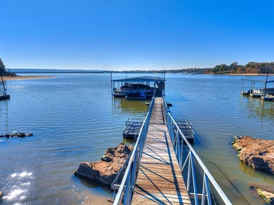 A rare offering! this waterfront Spinnaker Point condo is being - photo 5