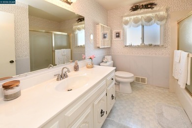 Newly adjusted price! The ever so popular *Valencia Model* - photo 26