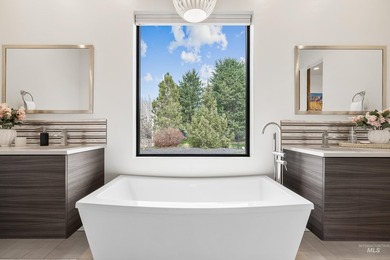 Experience refined living in this custom residence, thoughtfully - photo 26