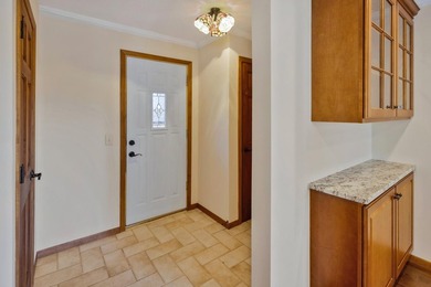Welcome to a sprawling all-brick and stone Robbinsdale rambler - photo 29