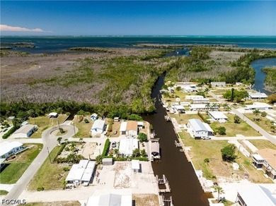 Large canal lot with a fast and easy out to Pine Island Sound. A - photo 5