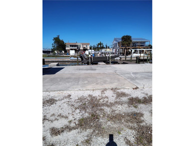 Large canal lot with a fast and easy out to Pine Island Sound. A - photo 9