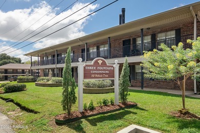 Vermilion River - Lafayette Parrish Condo For Sale in Lafayette Louisiana