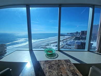 Turnkey, -approved Boardwalk studio featuring an amazing ocean - photo 2