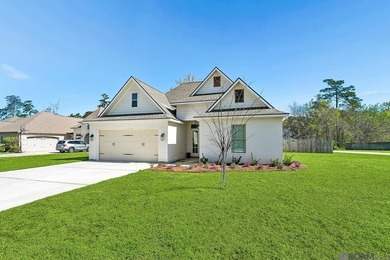 Welcome Home! Situated on a corner lot in the gated Coquille - photo 3